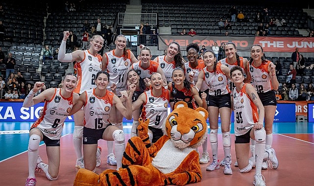 Eczacıbaşı Dynavit yarı finalde!