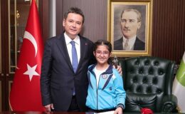 Başkan Aydın Koltuğu Geleceğin Teminatı Çocuklara Bıraktı