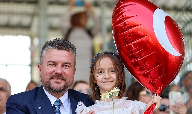 Buca’da 23 Nisan coşkusu